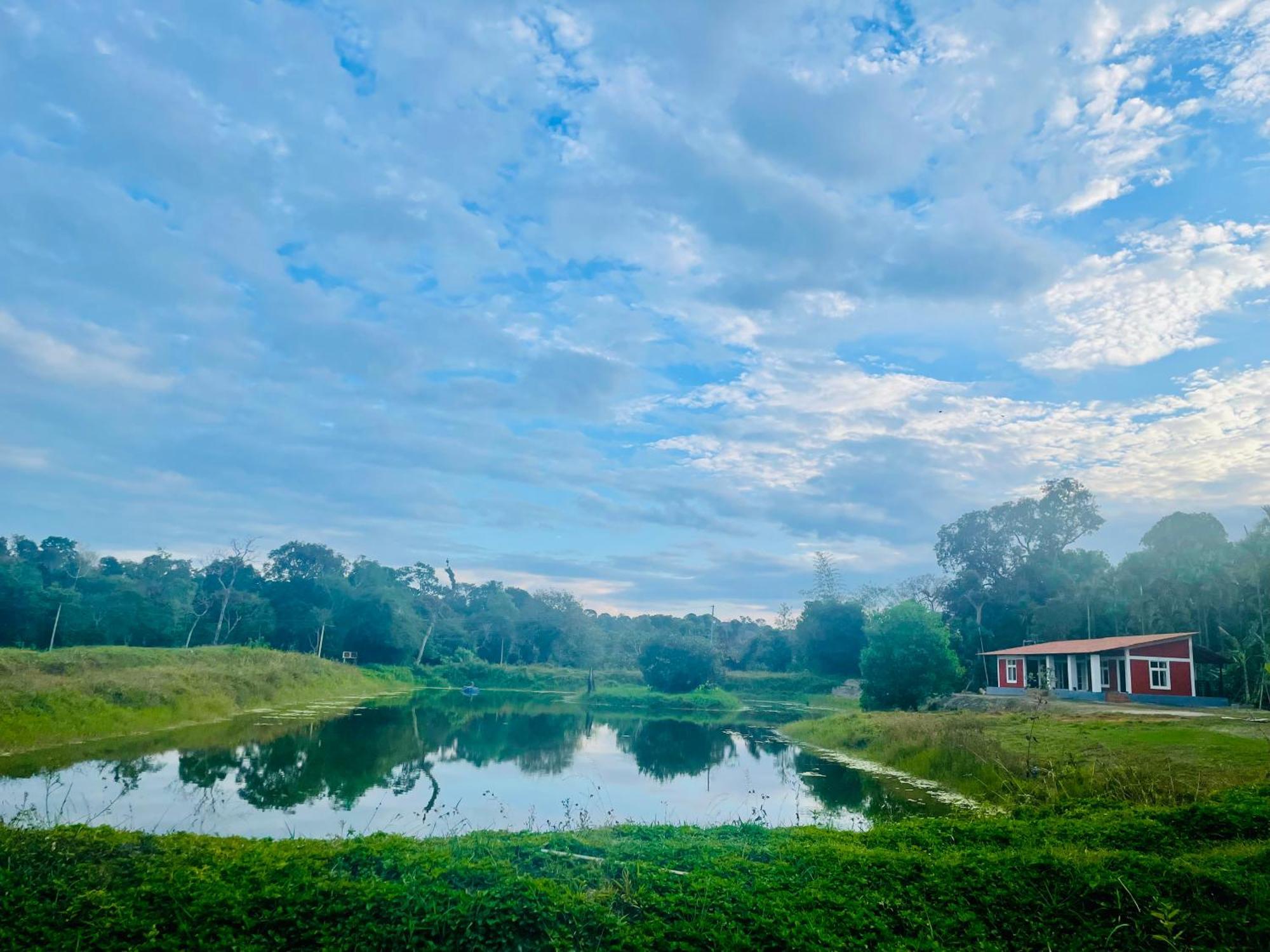 Lake Ripples - Farmstay & Camping Ponnampet Extérieur photo